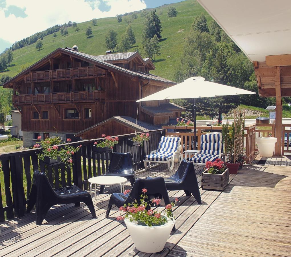 Hotel Valentin Pied Des Pistes เลส์เดอซาลป์ ภายนอก รูปภาพ