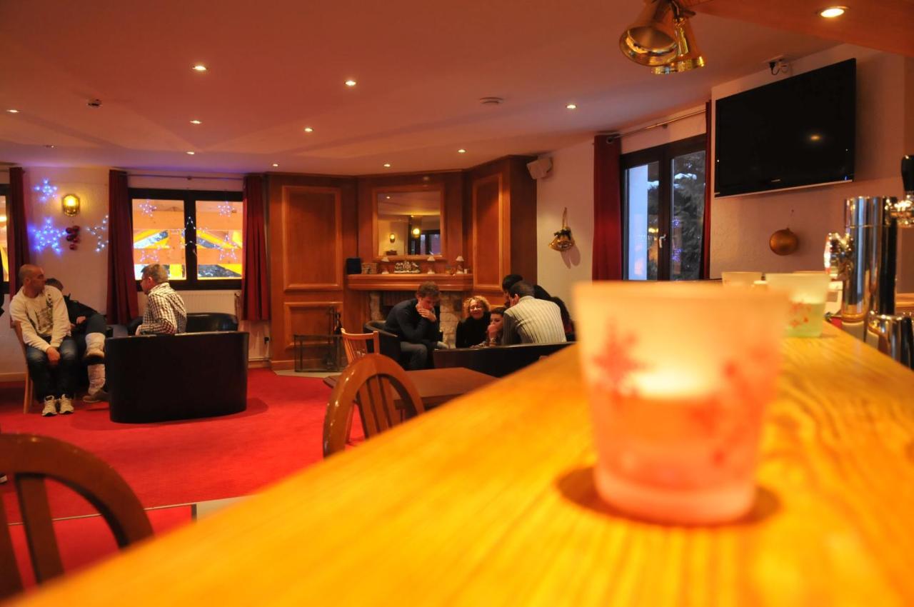 Hotel Valentin Pied Des Pistes เลส์เดอซาลป์ ภายนอก รูปภาพ