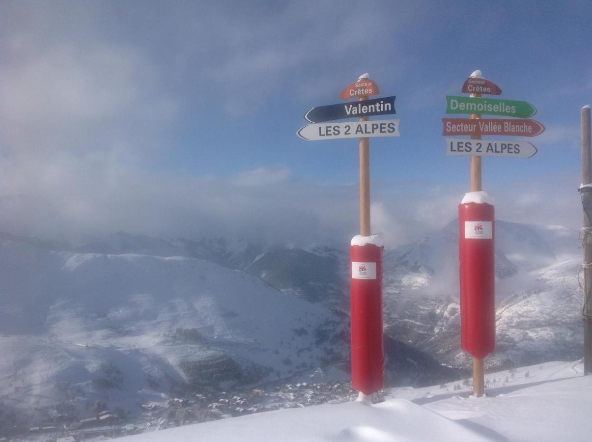 Hotel Valentin Pied Des Pistes เลส์เดอซาลป์ ภายนอก รูปภาพ